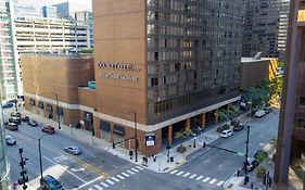Doubletree By Hilton Chicago Magnificent Mile